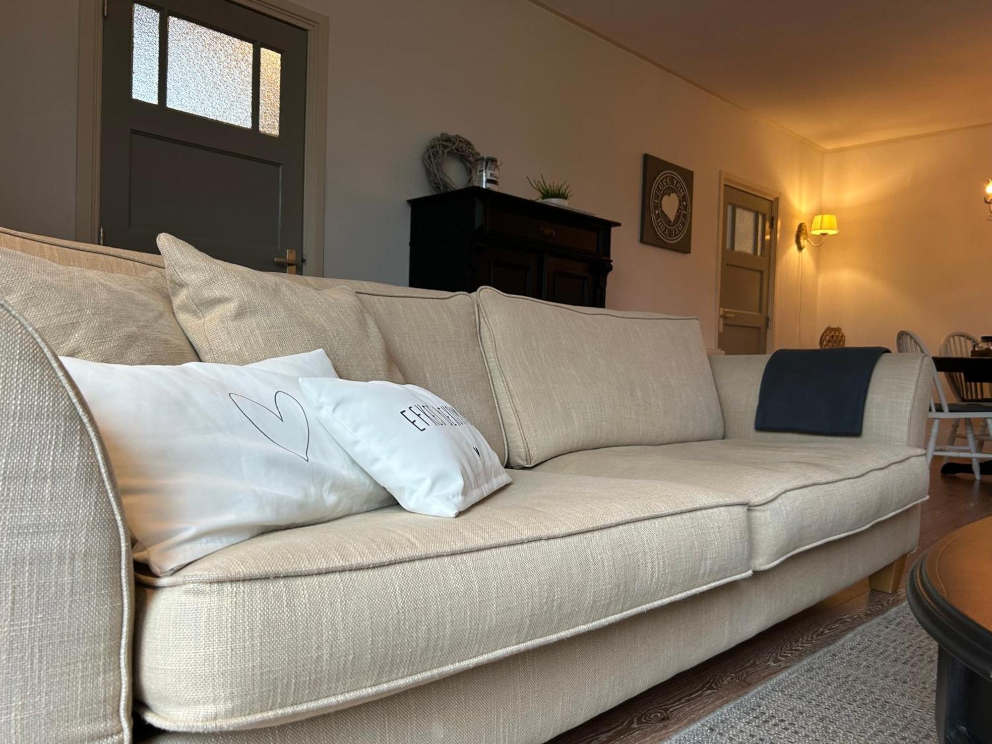 T'Hus Bed & Breakfast Katlijk Kültér fotó